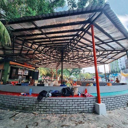 Melaka Top Largest Waterpark Resort - By Youbnb Homestay Melaka מראה חיצוני תמונה