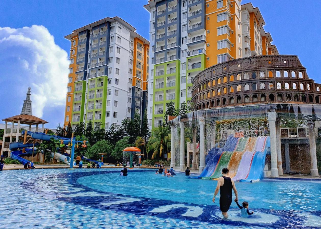 Melaka Top Largest Waterpark Resort - By Youbnb Homestay Melaka מראה חיצוני תמונה